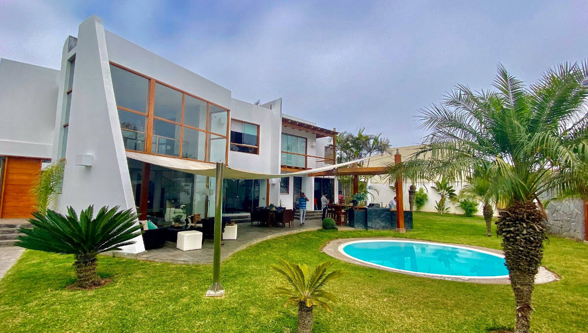 Linda Casa En Venta En La Encantada Villa Nieri Asociados Bienes Raíces 9015